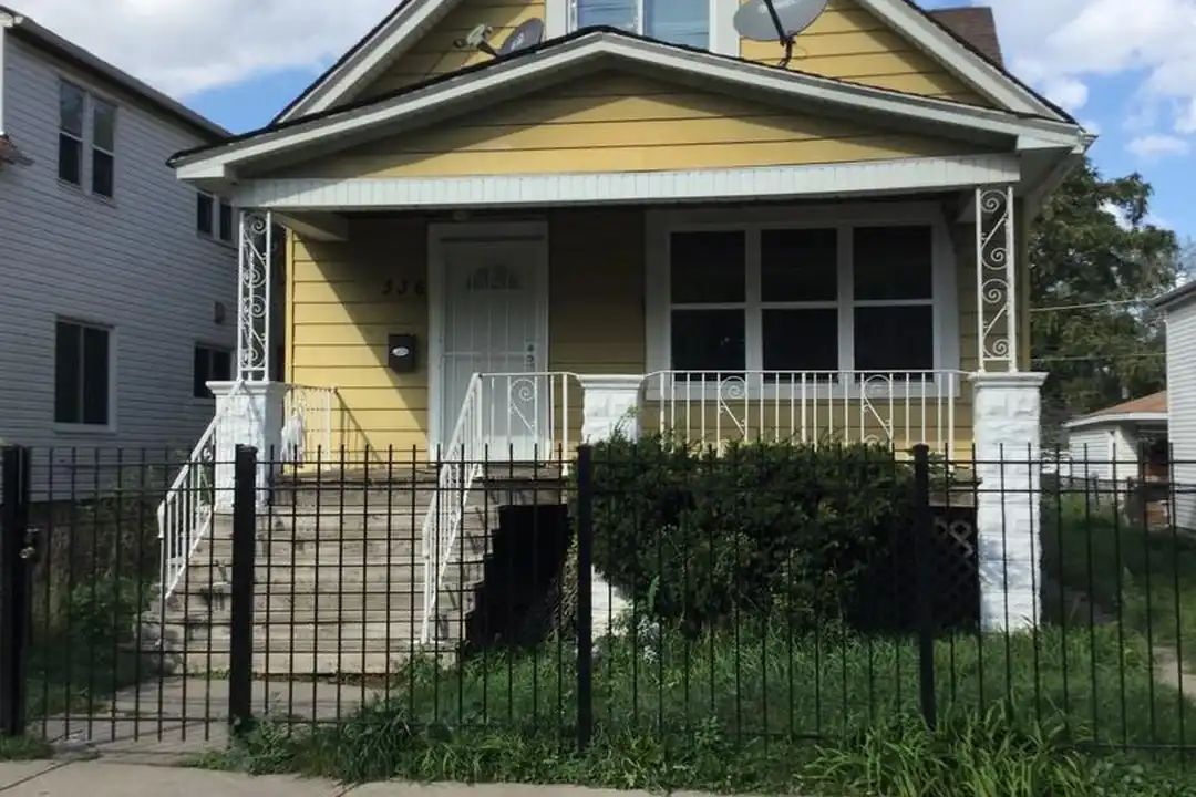 336 W 106th St – photo 1