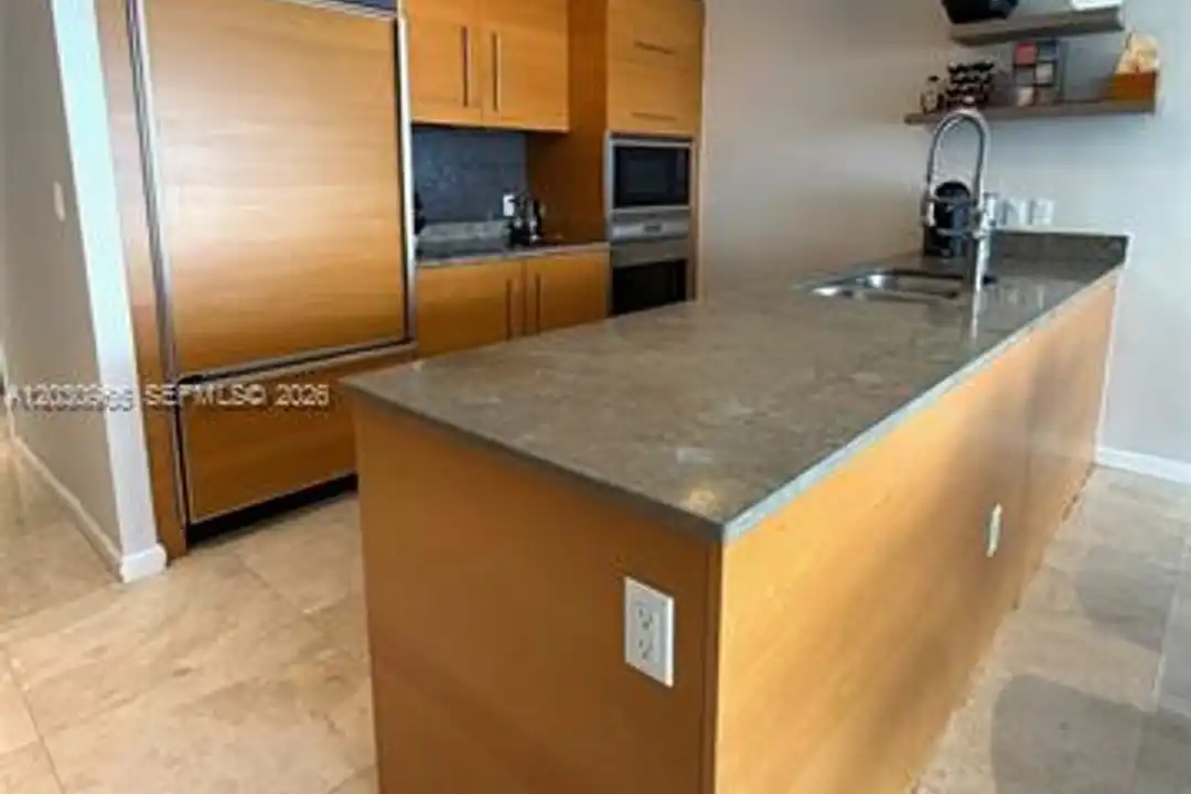 475 Brickell Ave unit 475 Brickell Ave # 2707 - View 5