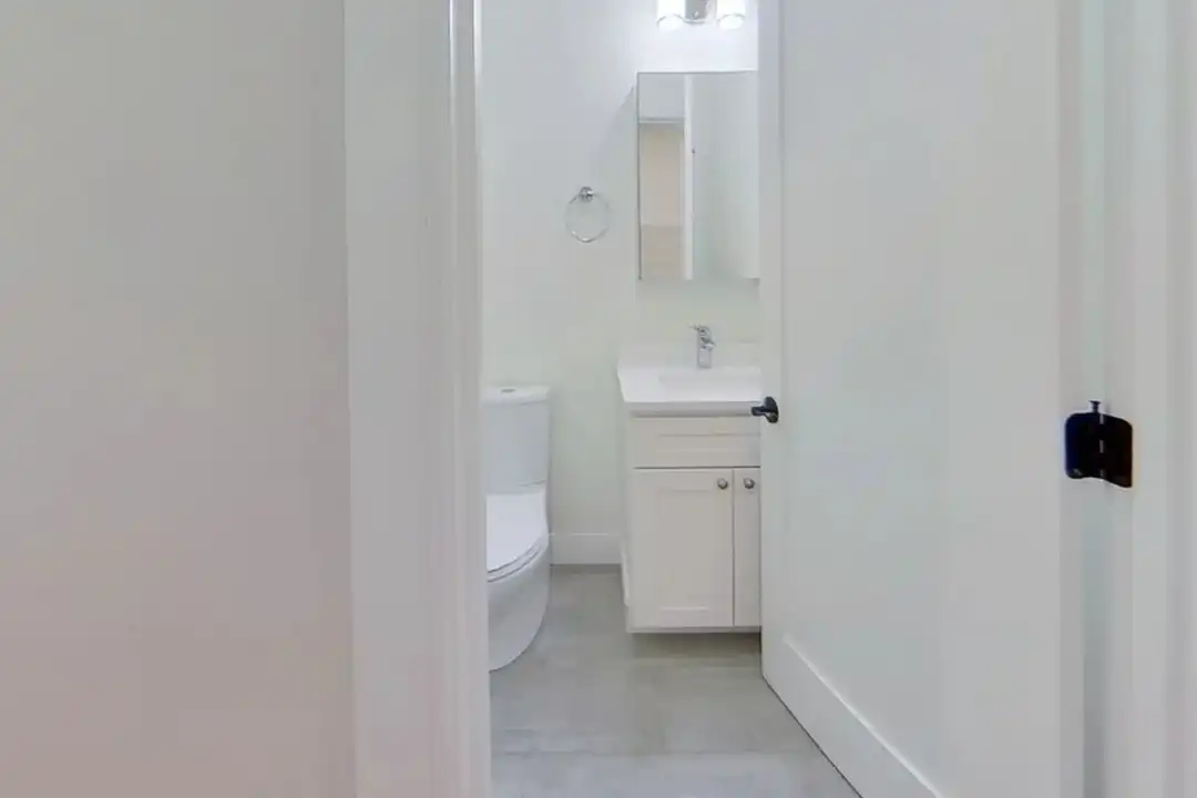 79 Linden St unit 2 – pohled 6