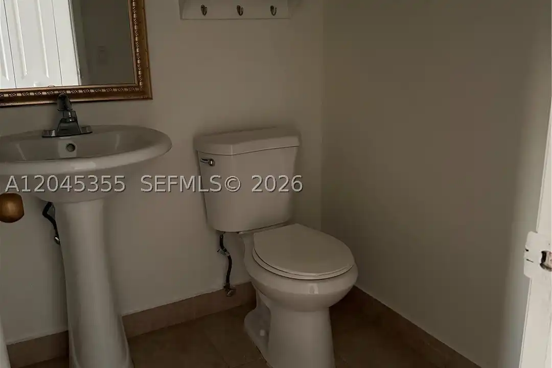 9390 W Flagler St #224C - View 5