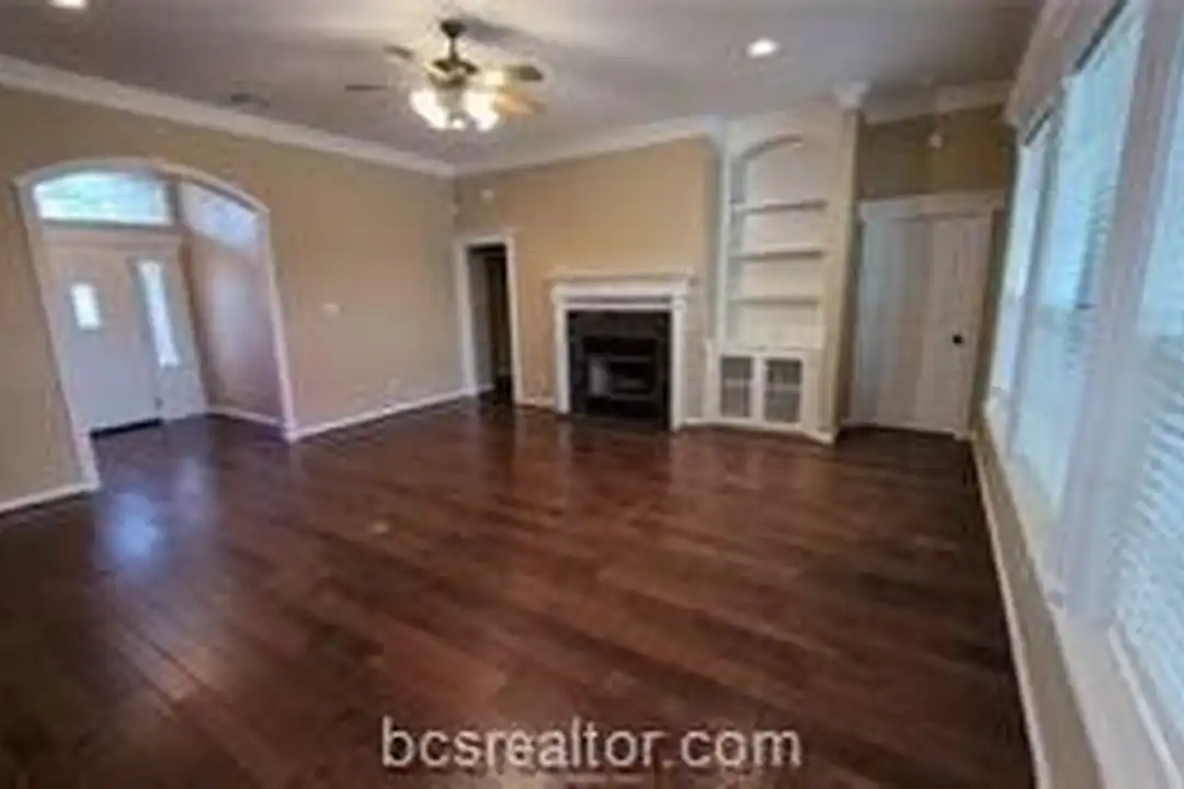 307 Stoney Hills Ct - View 3