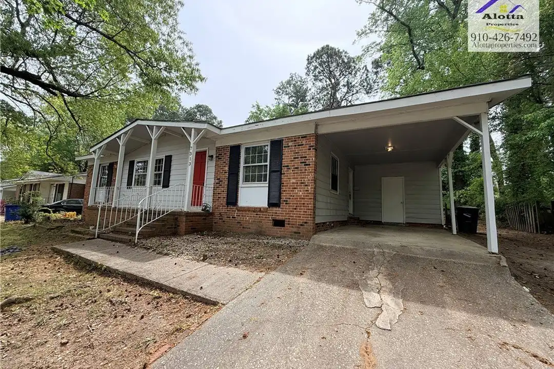 7313 Ryan St - View 2