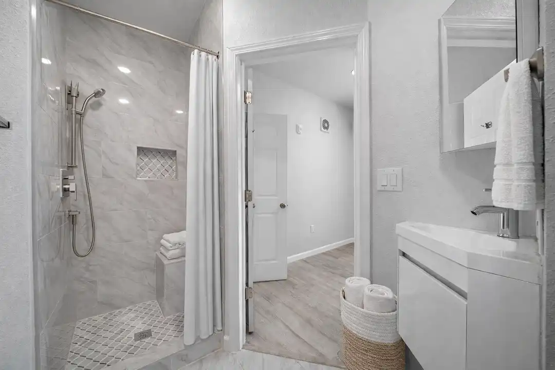 2805 Church St unit B - View 5