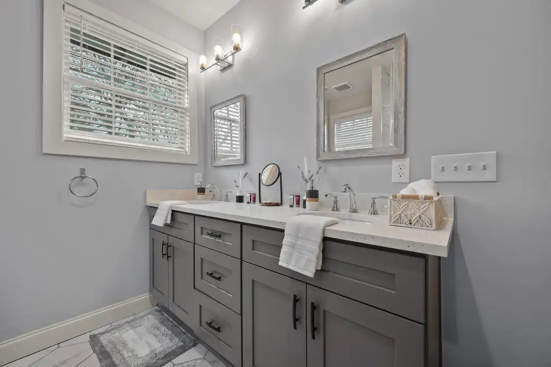 1515 Westwood Ave SW - More