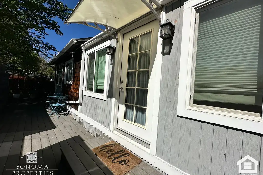 18109 Barrett Ave unit 2 - View 3