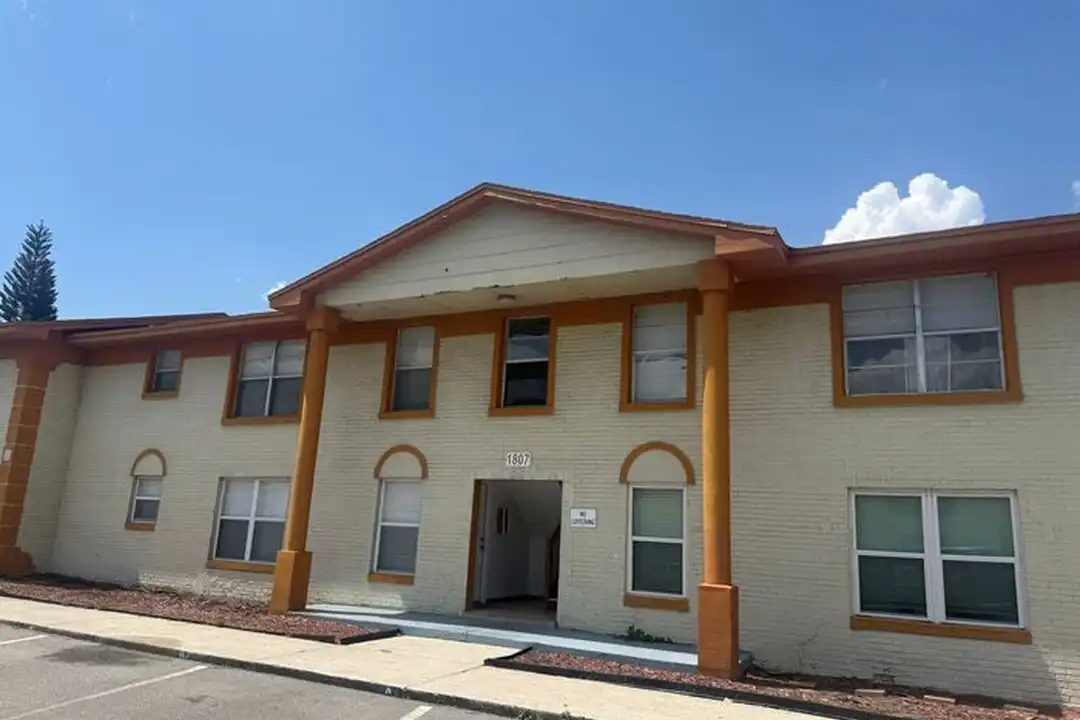 1807 Michigan Ave unit APT D - View 2