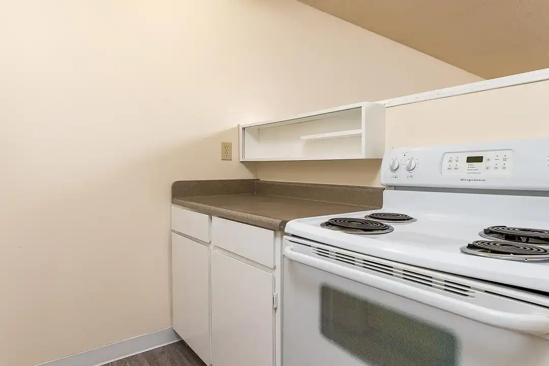 Raleigh Scholls Apartments - Widok 2