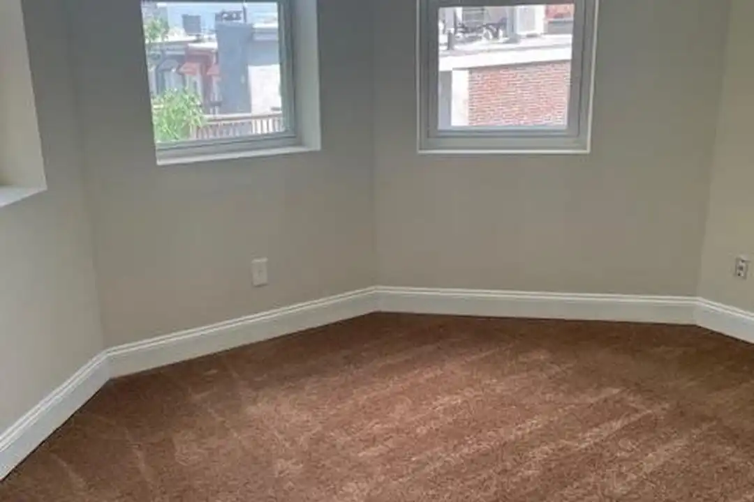 923 N 15th St #3 – pohled 6