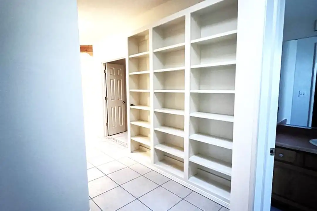 740 Canyon Point Rd - More