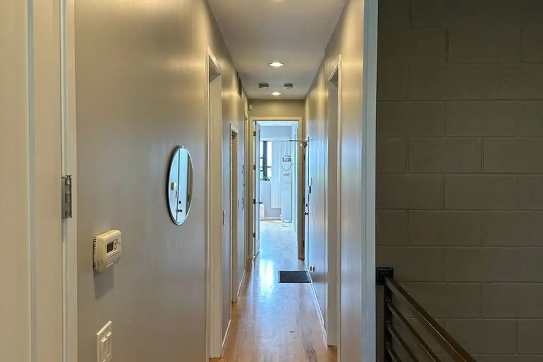 1649 W Cortland St unit 401 - View 4