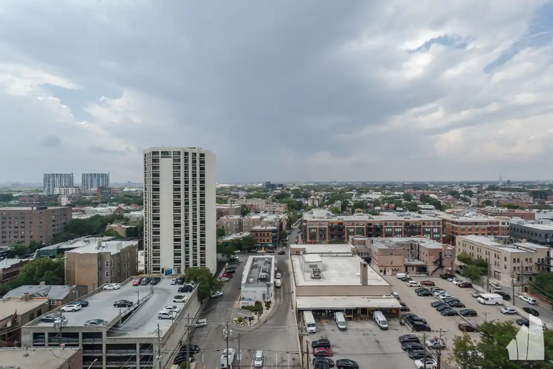 2728 N Hampden Ct unit 1604 - More