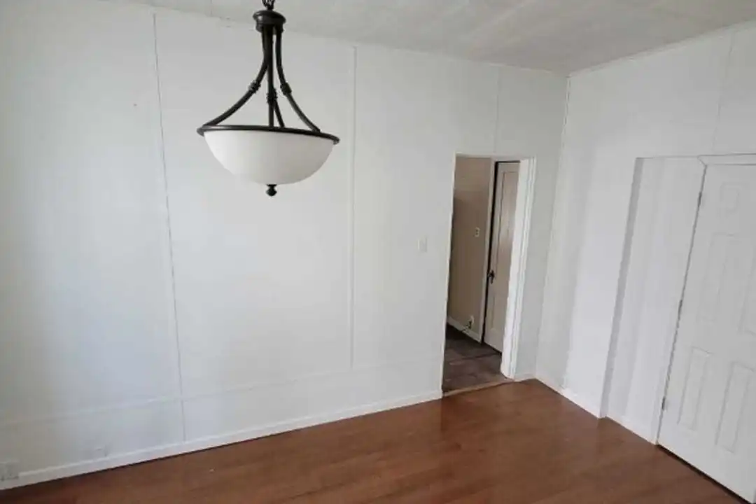 211 Montgomery Ave unit 211 - View 6
