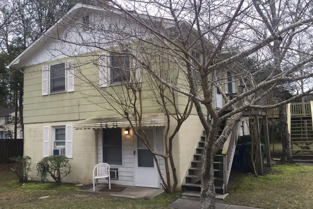 4902 Franklin Ave – photo 1