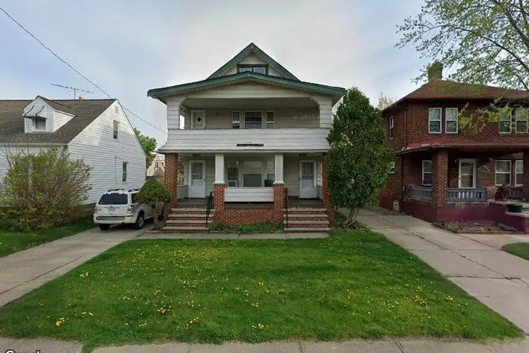 10715 Wadsworth Ave – photo 1 of 7