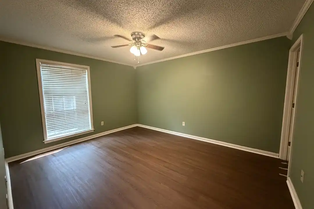 5712 Los Gatos Dr unit 1 - More