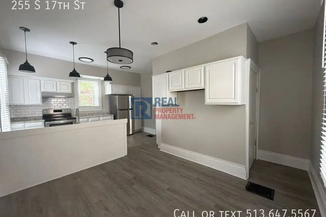 255 S 17th St - More