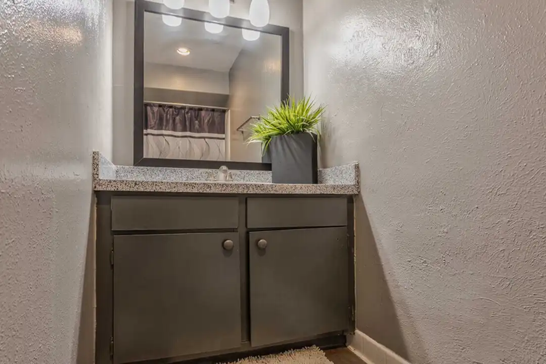 842 Timberlake Dr - View 6