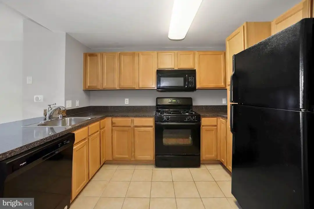 350 G St SW #N522 - View 5