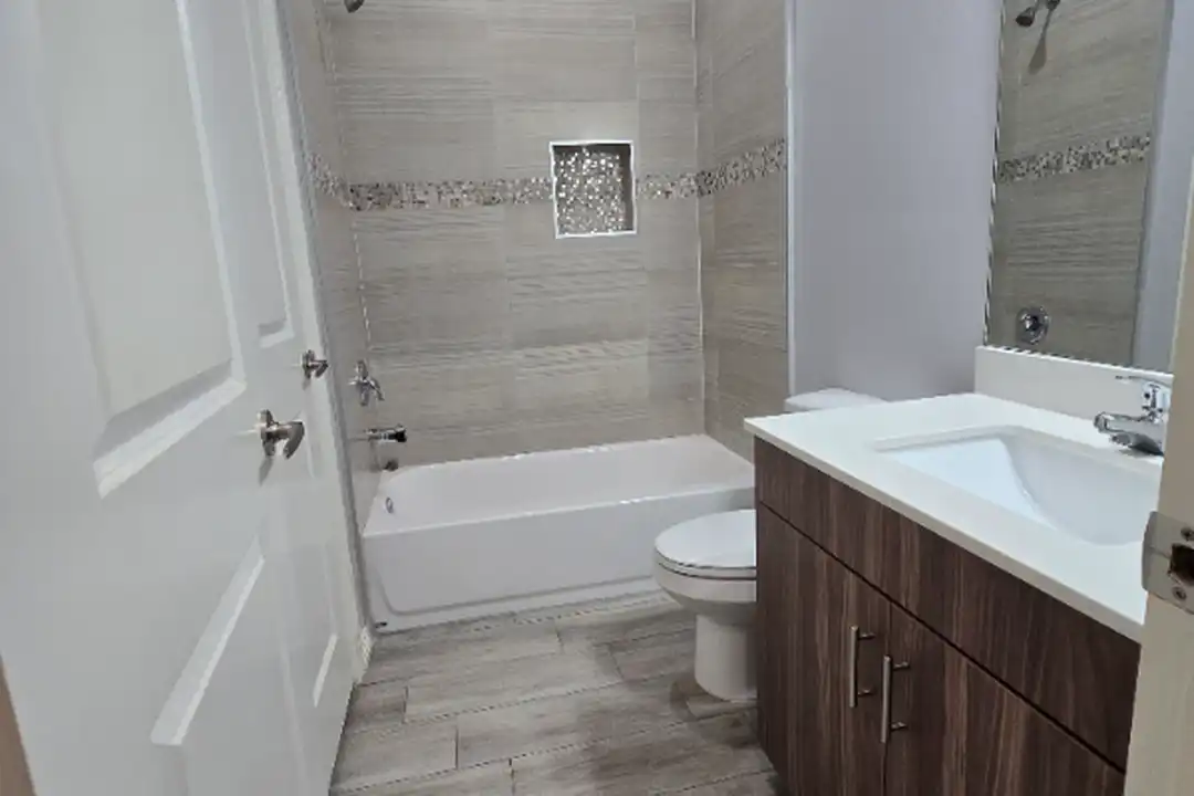 1721 Harrison St unit 1721 Harrison St - More