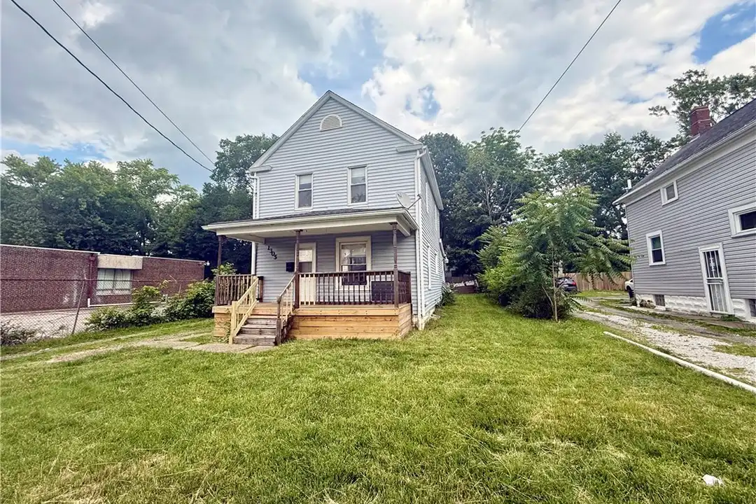 1305 Curtis St – photo 1