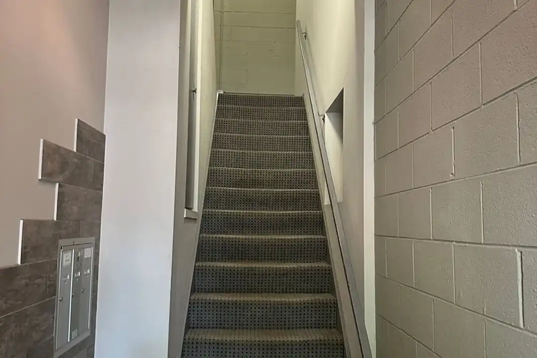 1649 W Cortland St unit 401 - View 2