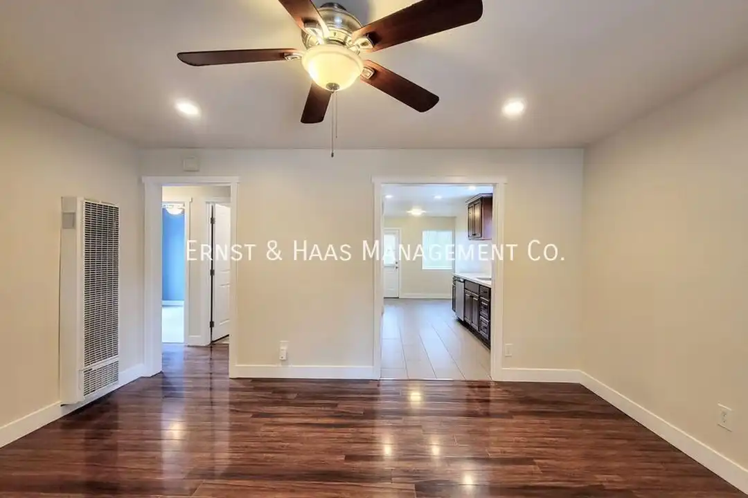 8429 Somerset Blvd - View 6