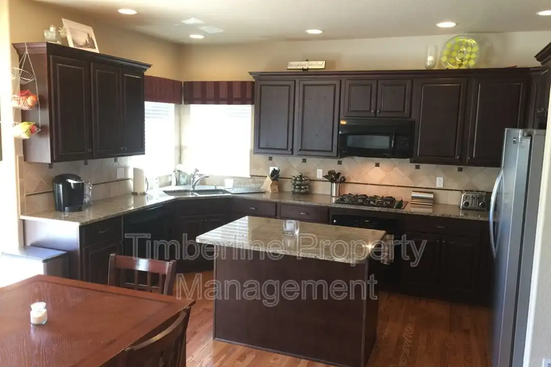 5751 Cisco Dr - View 4