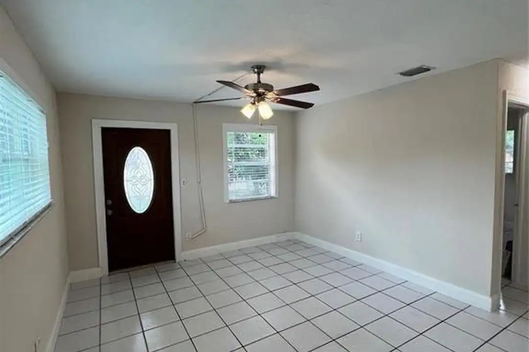 House in Davie - More