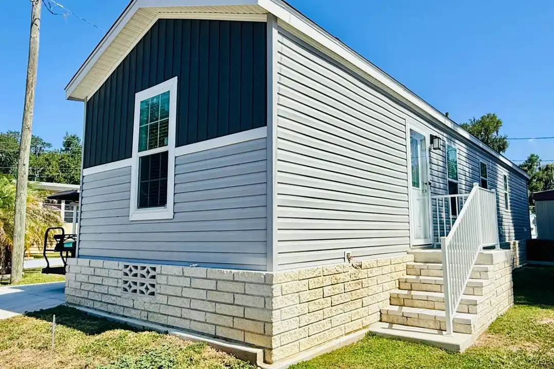 1007 Ohio St SE #51 – photo 1 of 24