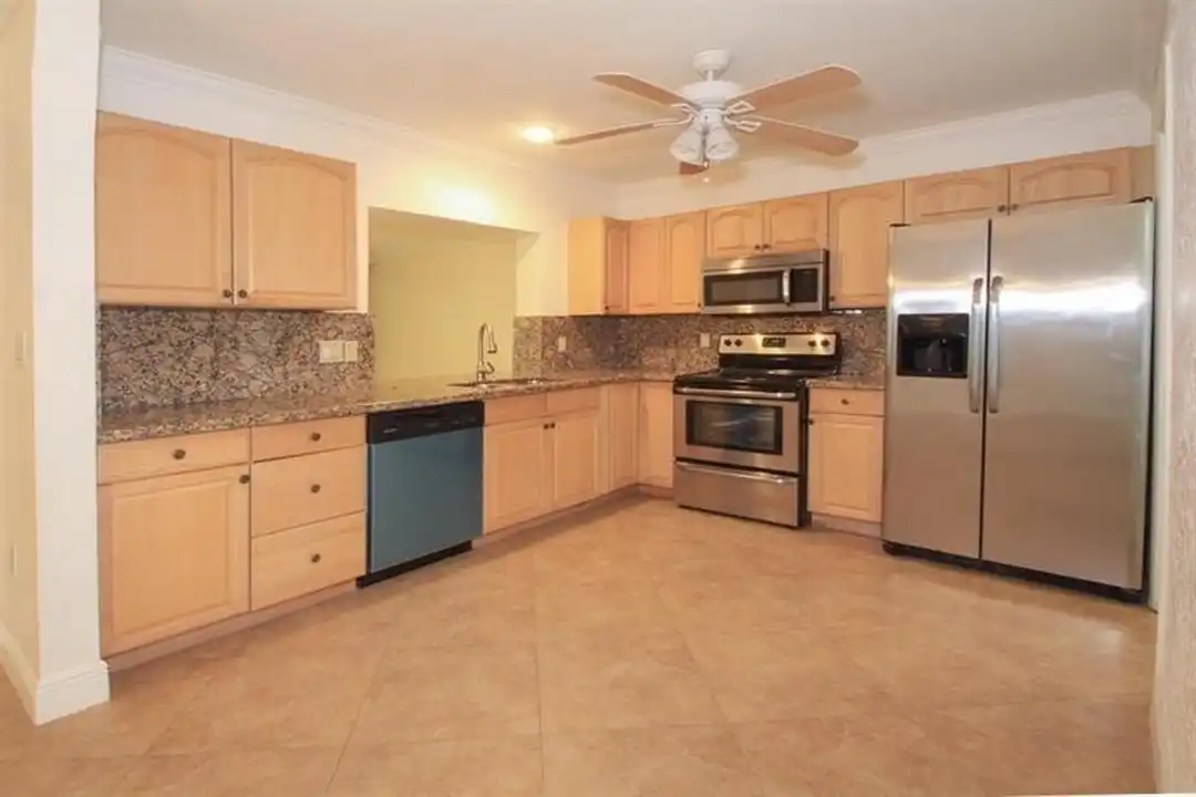 98 Seminole Ln - View 5