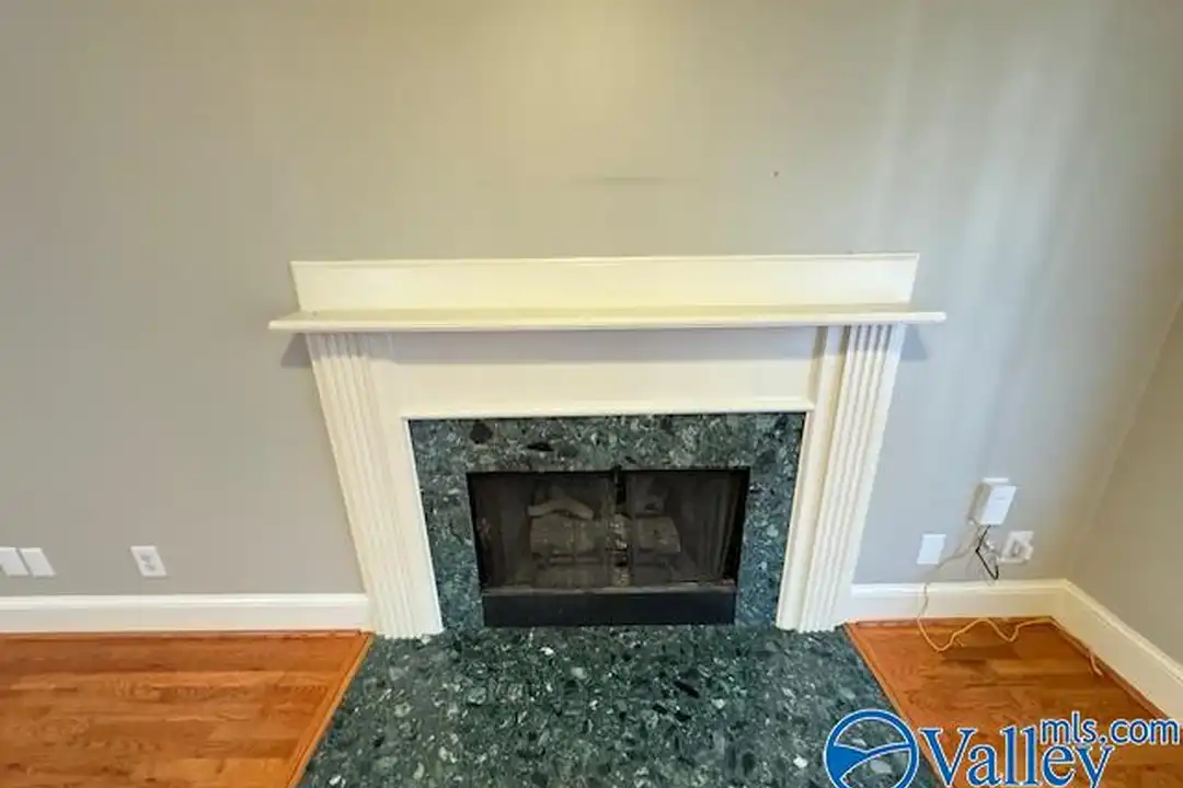 2510 Whitesburg Dr - More