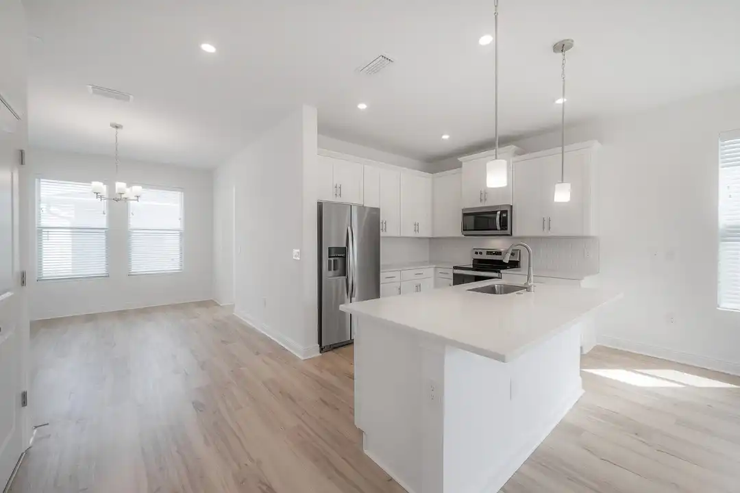 2703 W Fig St unit 1 – další