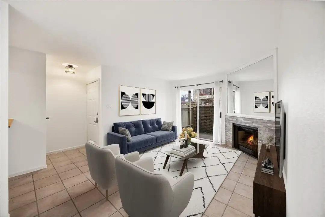 Apartment in Houston - View 3