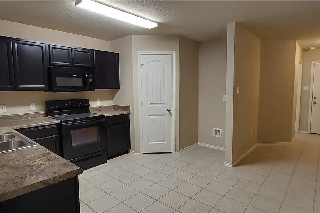1556 Birmingham Dr - View 5