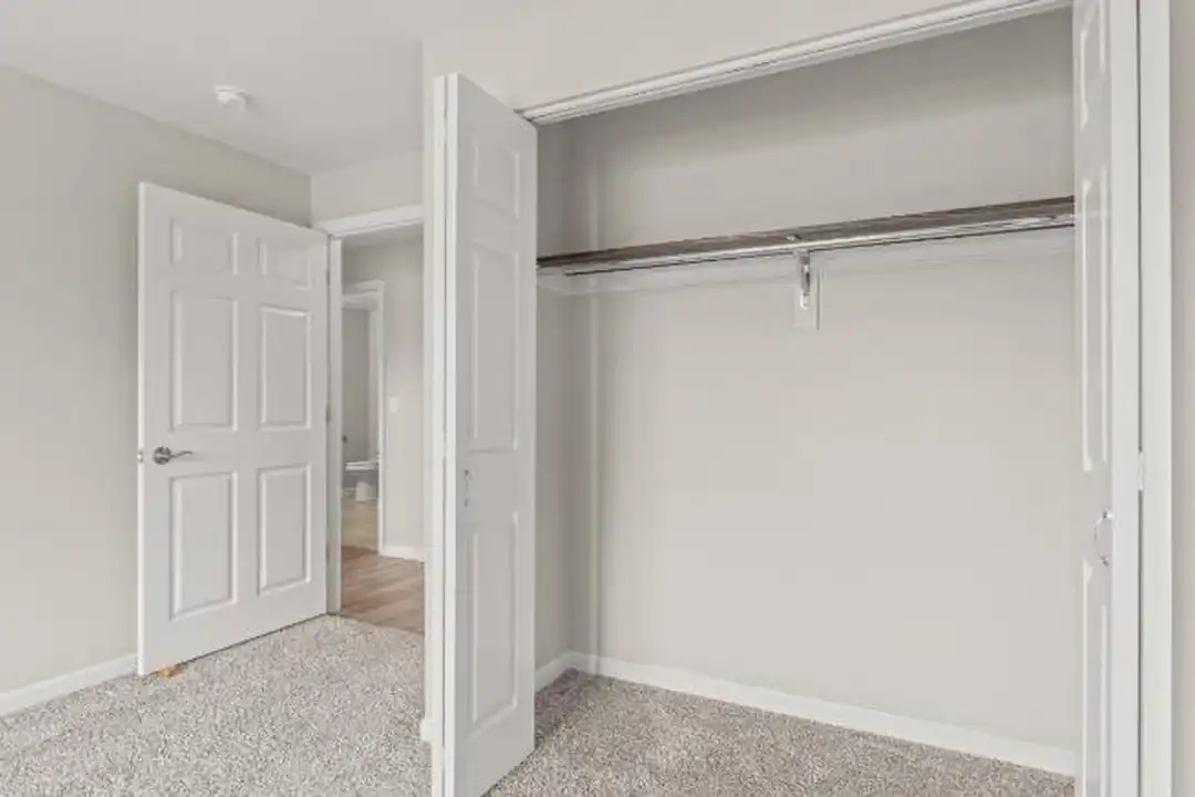 18400 IL-120 – photo 1 of 14