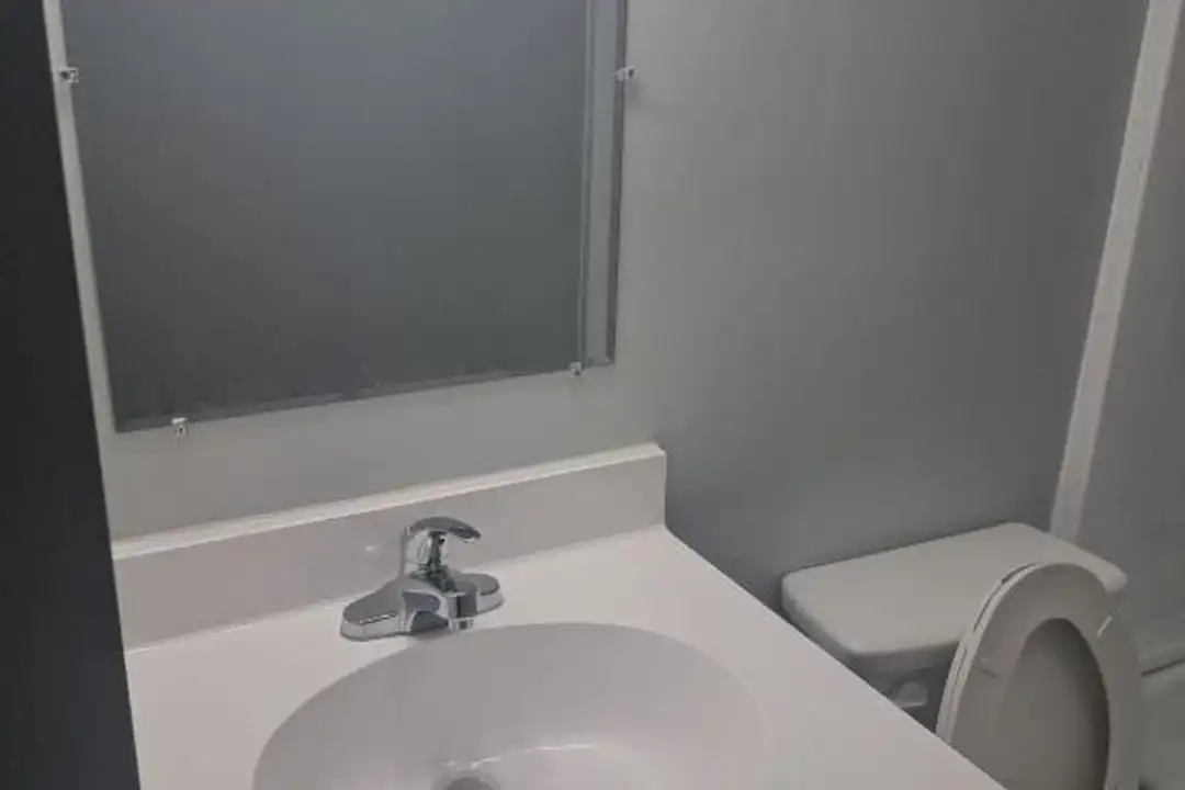 9469 Noble Ln unit C – photo 1 of 6