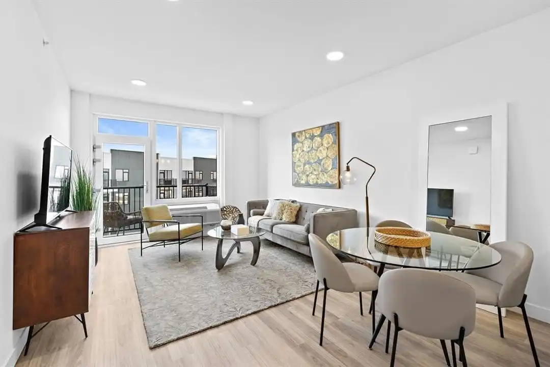 5711 John F. Kennedy Blvd #332 - More