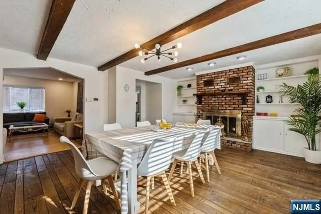 56 Morningside Ave - View 4