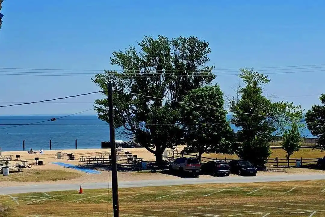5230 Breezy Point Rd unit 202 - View 3