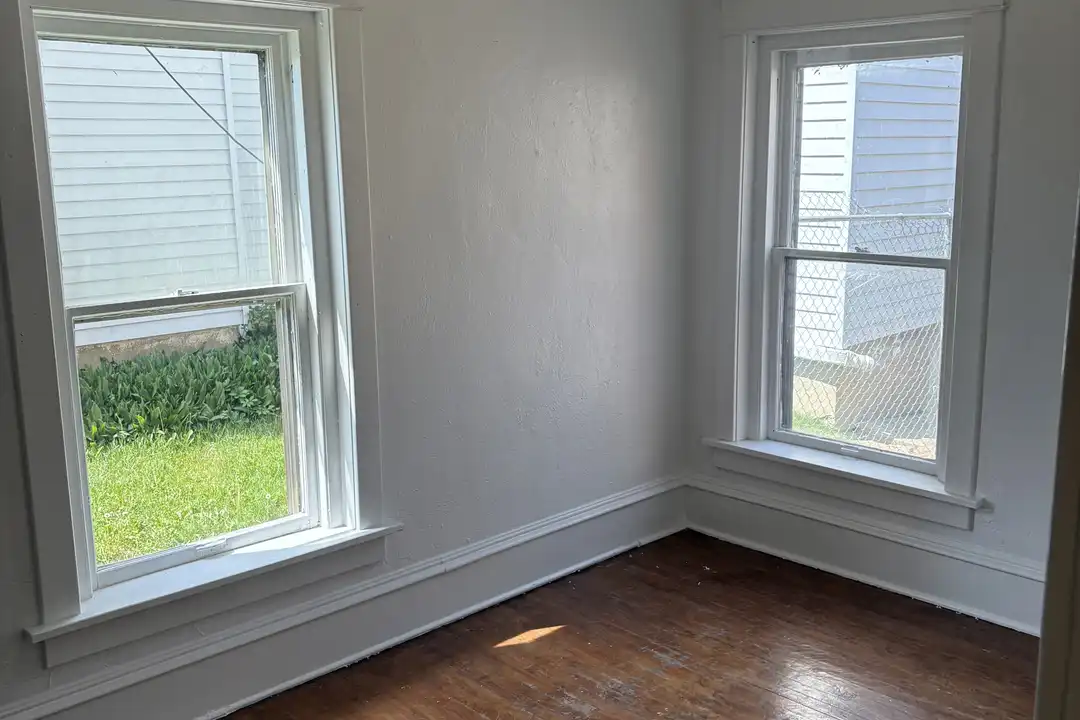821 Nebraska St unit 821 - View 3