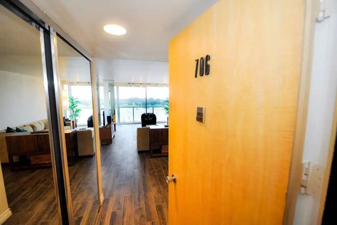 1770 Avenida Del Mundo unit Vacation Rental – photo 1