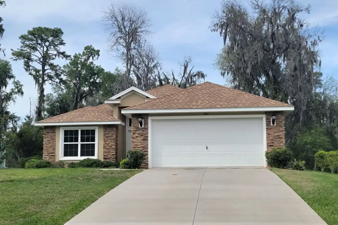 321 W Climbing Ivy Ct – photo 1 of 17