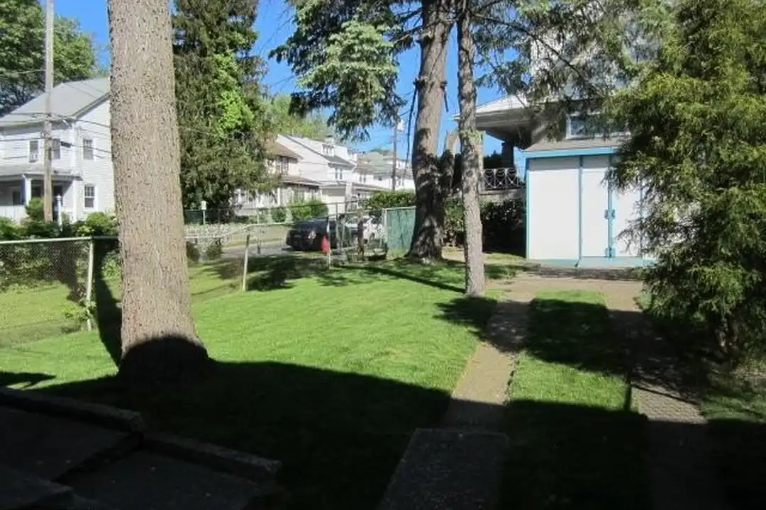 619 Baily Rd - View 3