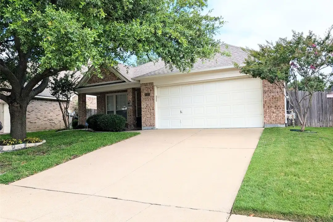 4468 Fountain Ridge Dr - View 3