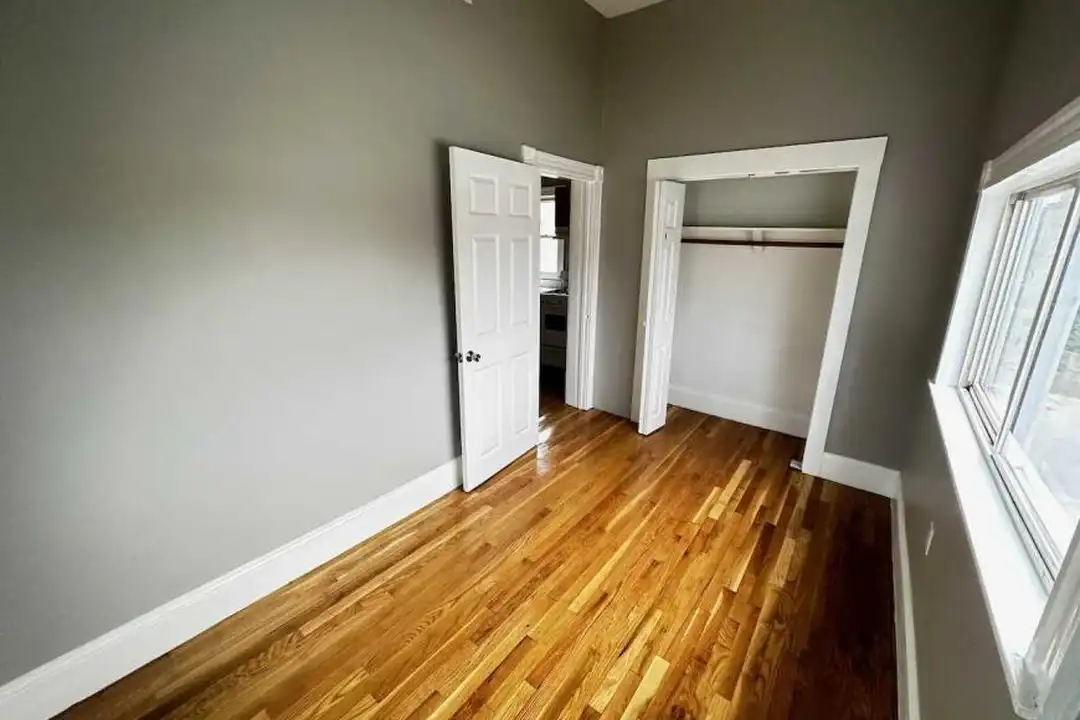 39 Adamson St unit # 3 - View 3