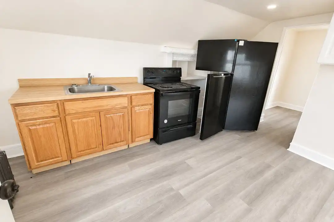 180 Columbia Ave unit 3 - View 3
