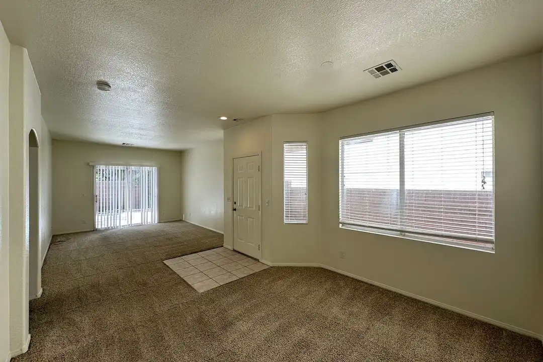 1109 Milpas Ln - View 6