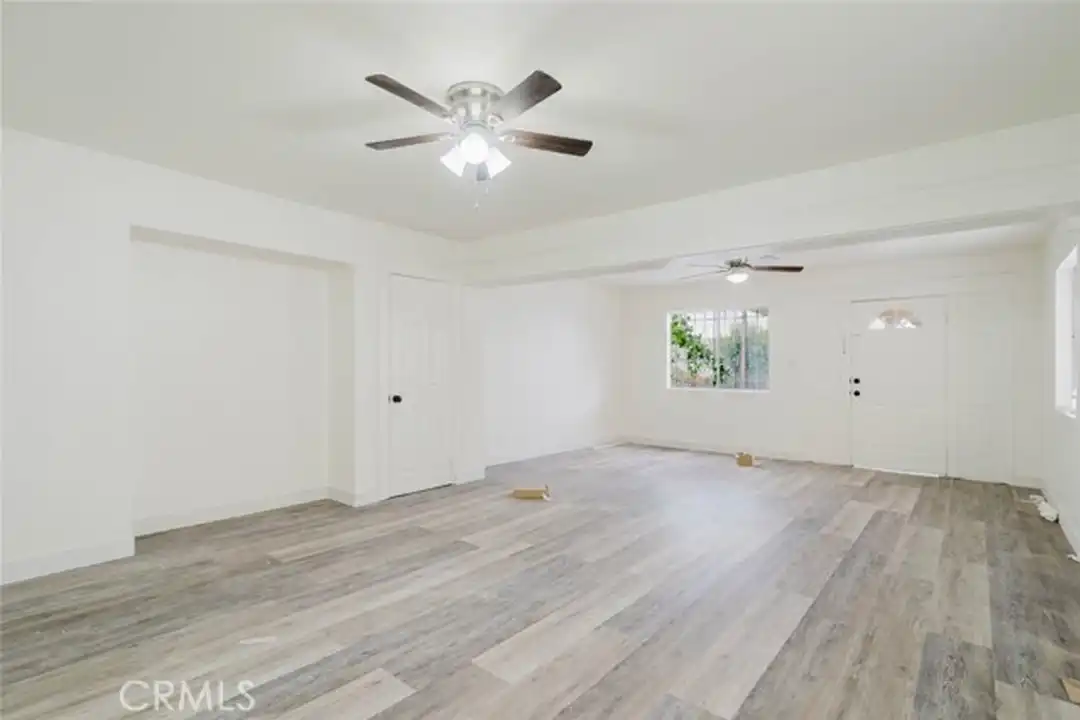 5257 Fountain Ave - View 6