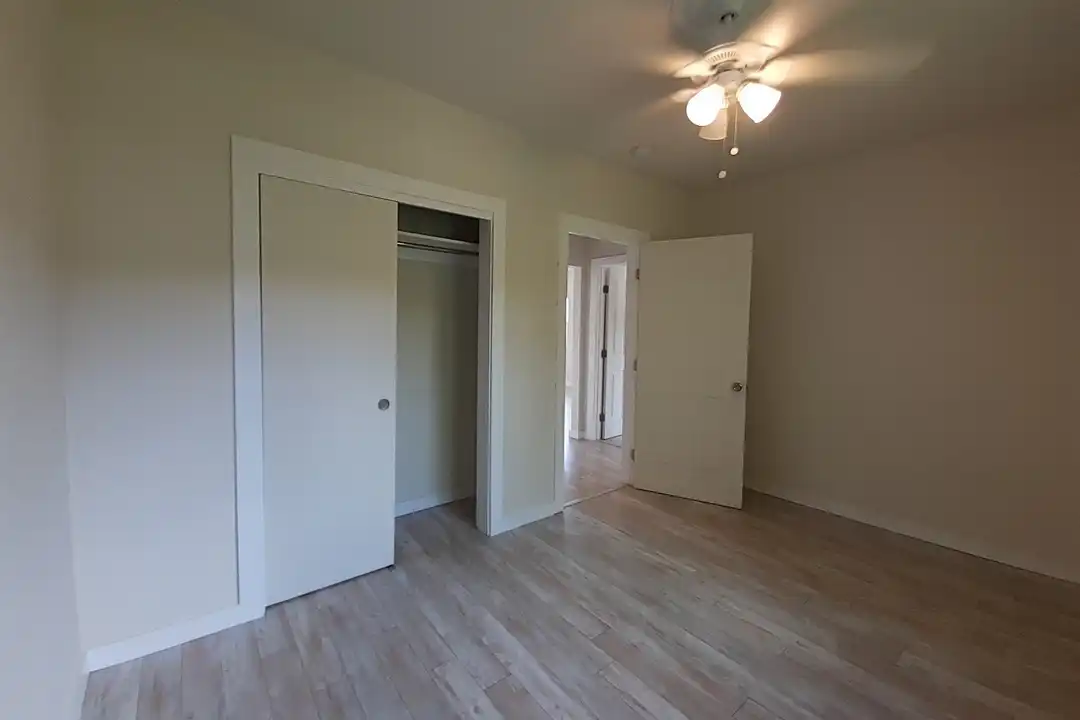1915 Kalihi St #BOTTOM - View 6