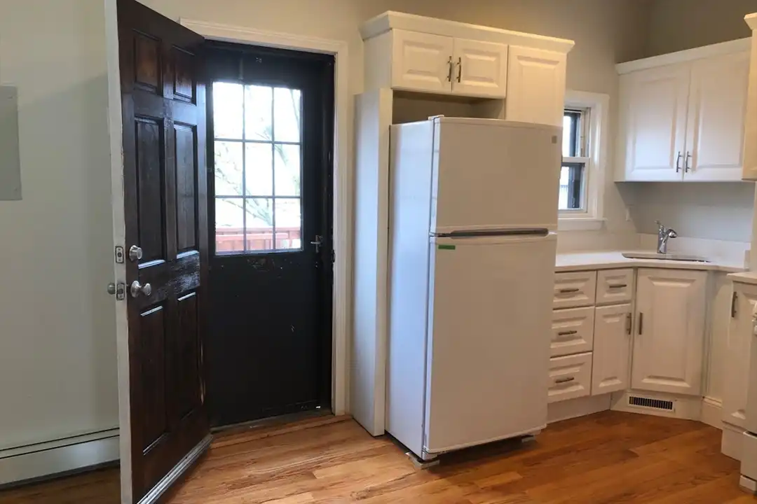 176 W Sixth St unit 2 - View 2